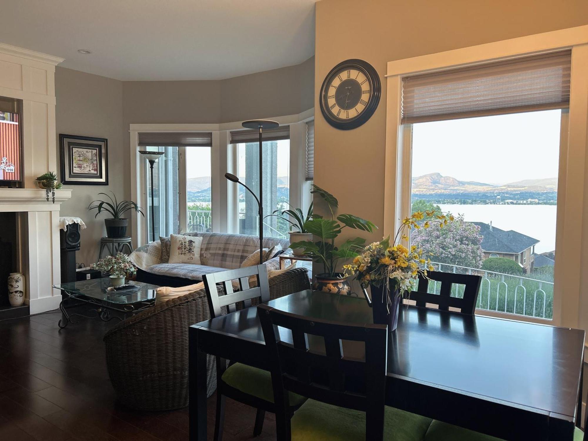 Casa Grande Lakeview House เวสต์ เคโลว์นา ภายนอก รูปภาพ